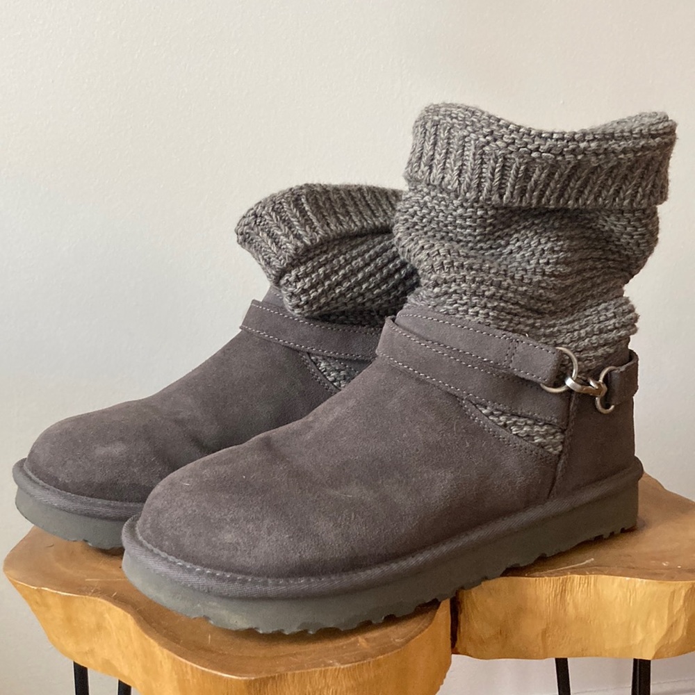 Ugg Boots, barely worn size 10